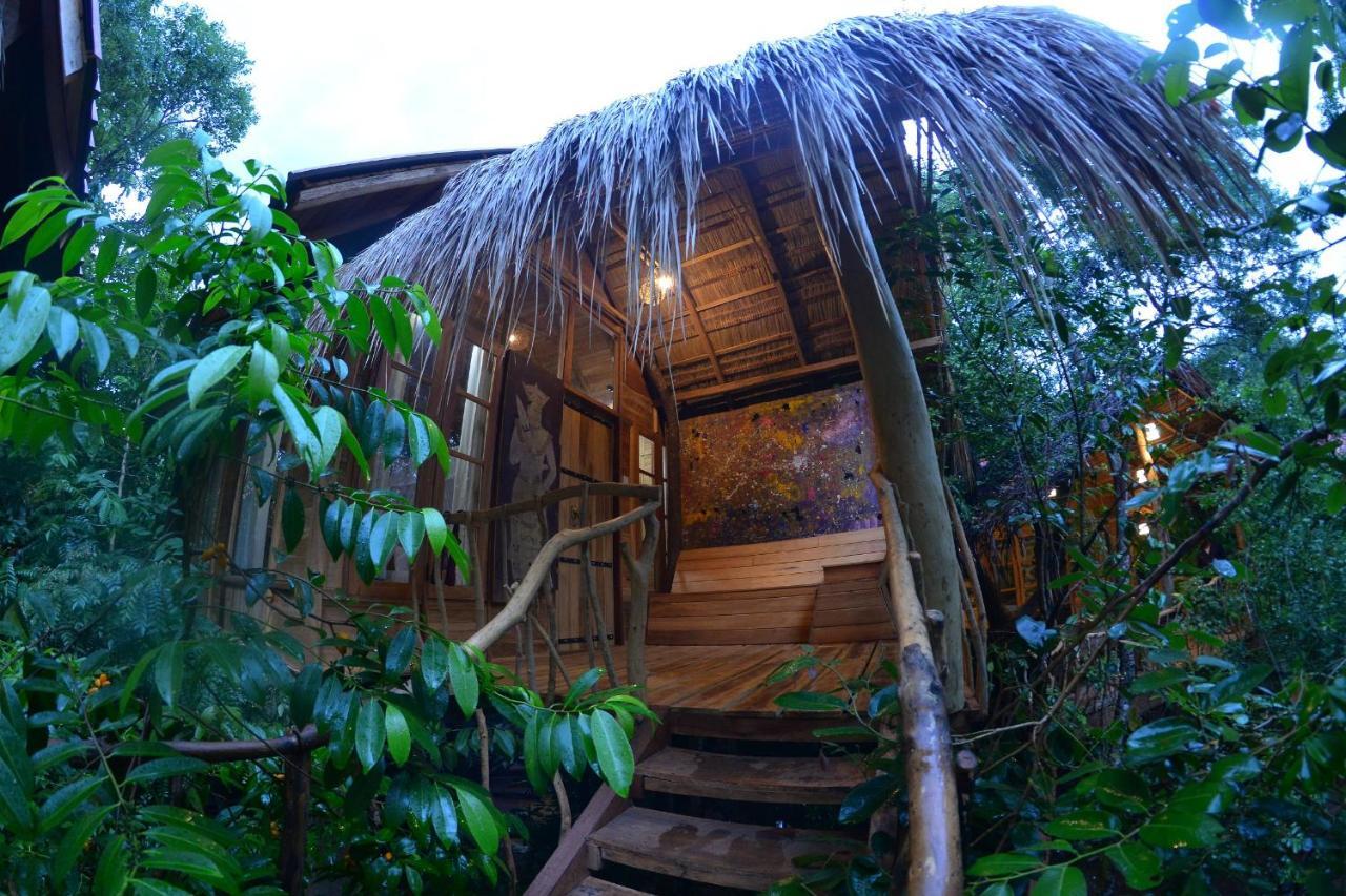 Habarana Tree House Mutu Village Exteriör bild